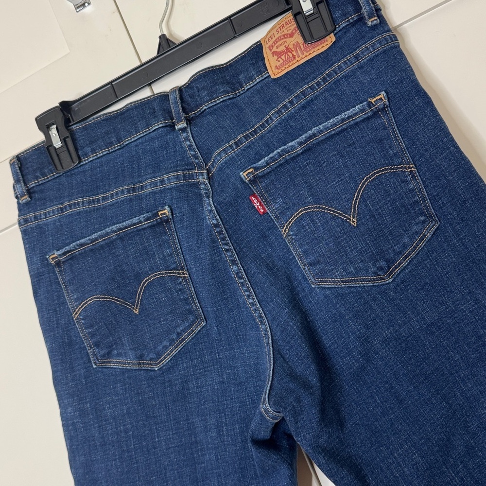 Levi’s Dark Blue Denim Classic Bermuda Shorts size 29 - Picture 8 of 9